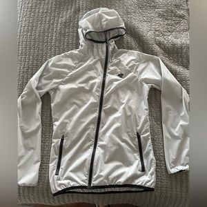 Rabbit Swish jacket - water and wind resistant - women’s size Medium